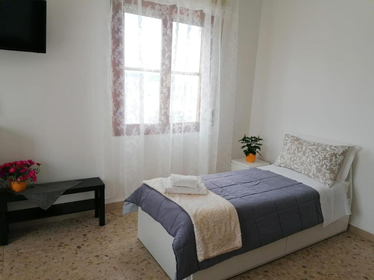 Giuseppe House Apartment ปิซา ภายนอก รูปภาพ